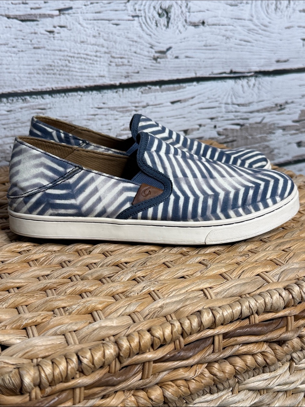 Olukai Pehuea Pa’l blue white slip on sneakers